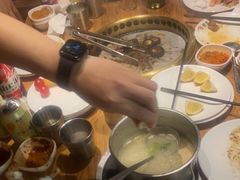 -韩京炭火烤肉自助料理(柯桥万达店)