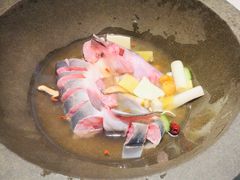 -鲜潭蒸汽石锅鱼(五道口购物中心店)