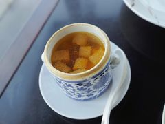 纳西野菌汤-丽江悦榕庄酒店-明月·雪山庭院餐厅