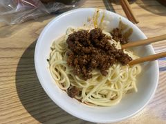 素椒杂酱面-吴记怪味面(牛王庙店)