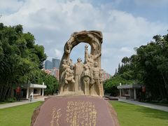 -上海市龙华烈士陵园