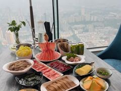 -云中捞高空旋转餐厅(商茂世纪广场店)