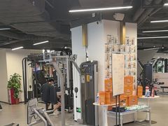 -超鹿运动(达信大厦店)