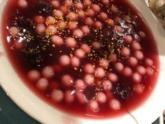 杨梅圆子-何记面馆(龙泉山店)
