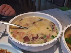 鸡鸭血牛腩馄饨-花园茶楼(兴城西路店)