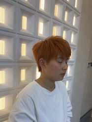 -苏豪美发S A L O N烫发染发