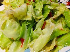 酸辣包心菜-江南驿·二十余年创意杭帮味(良渚玉鸟集店)