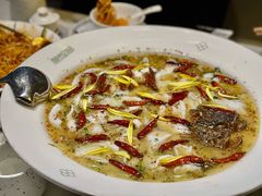 老坛酸菜鲈鱼-渔语鱼酸菜鱼新川菜(来福士店)