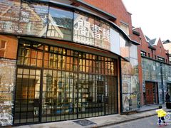 -钟书阁(松江泰晤士小镇店)