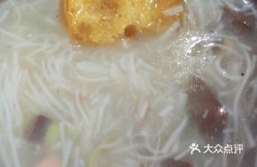 Noodles with Fried Dough Sticks