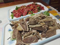 -乡土黄·鲜牛肉火锅·小龙虾(兴业街店)