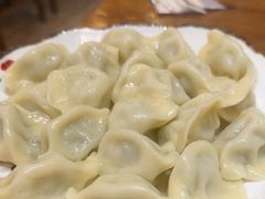 -东来菜馆•手抓海鲜家常菜•海鲜锅贴(鸽子窝店)