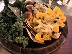 菌菇四宫格-三出山火锅(南京万象天地店)