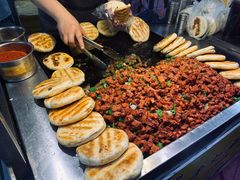 -正宁路小吃夜市