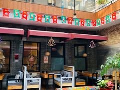 -苹果树下艺术餐厅(宋庄店)
