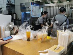 -CoCo都可(湖滨银泰店B区店)