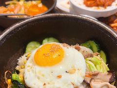 石锅拌饭-本家韩国烤肉(青岛万象城店)