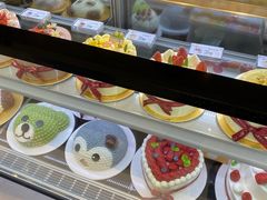 -花花卷卷·鲜食蛋糕(静安久光百货店)