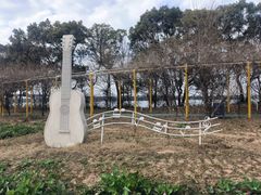 -墨潭桃花岛风景区