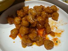 -头上红煨盐鸡·非遗院子餐厅