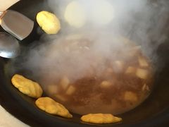 -三江鱼东北特色铁锅炖(骆驼店)