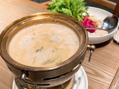 酸菜火锅面-小大董·烤鸭(凤凰汇店)