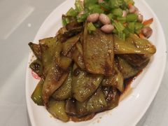 -六泰居·尔滨地标·东北菜(泰山路店)
