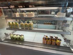 面包甜点陈列柜-奈雪的茶(中粮祥云小镇店)