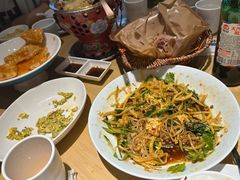 -关东小磨东北菜(上海长风大悦城店)