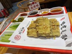 -肘子酥·天津菜·特色捞面(德云社店)