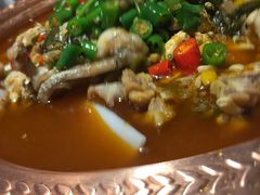 -沪小二炭火蛙锅(淮海中路美食不夜城店)