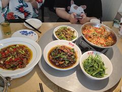 -陈大锅·岳阳鱼馆·地道岳阳菜(美食街店)