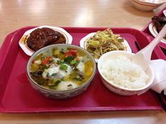 新四方美食城(丰富路店)-新四方美食城(中山店)