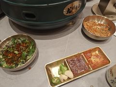 -龙虾奇迹泥炉烤肉(大华三路店)