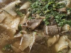 牛肉罩火烧-清真·白家牛肉罩火烧老店(育才街店)