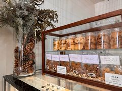 -AHAVA·Fang Baking Studio