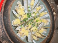 -吕氏焗小鲜•海鲜青岛菜(总店)