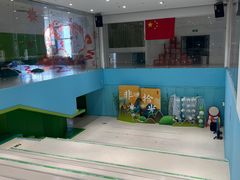 -爱睿思儿童早教亲子游泳(万象城店)