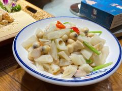 -黄泥岗·地道湖北菜(奥特莱斯店)