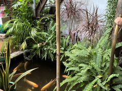 -Cuc Gach Quan Restaurant