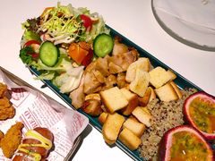 -露露家咖啡店