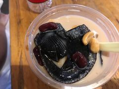 -八婆婆烧仙草(曾厝垵店)