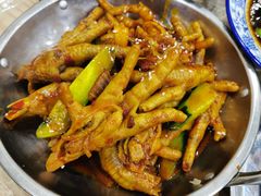 -江城燕子大排档(江汉路步行街店)