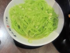 -富正毅三下锅·湘西韵味(天门山索道店)