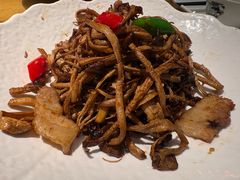 -吴越荣记苏州菜·松鼠桂鱼(月光码头店)