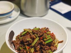 小炒黄牛肉-慕湘精致湖南菜(水贝店)