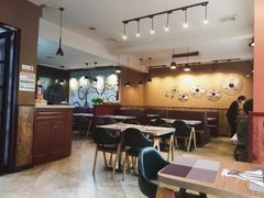 大堂-清真·穆巴拉克西餐厅(回民街店)