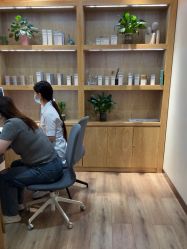 -苑苑vbeauty科技美容SPA