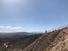 -冰沟丹霞旅游景区
