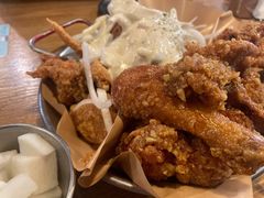 蒜香黄油半鸡-富乐满韩国正宗炸鸡韩国料理(虹泉路店)